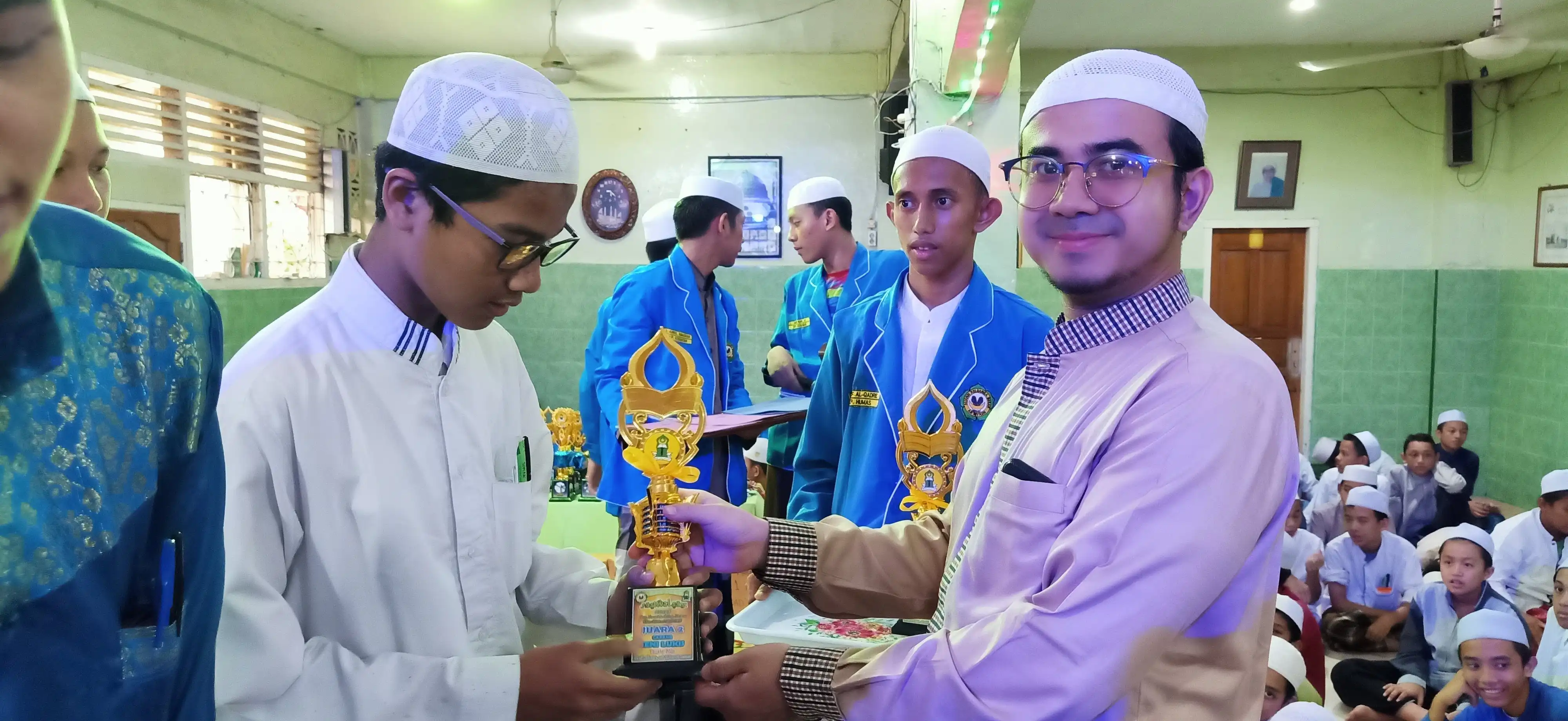 Pembagian Hadiah 80